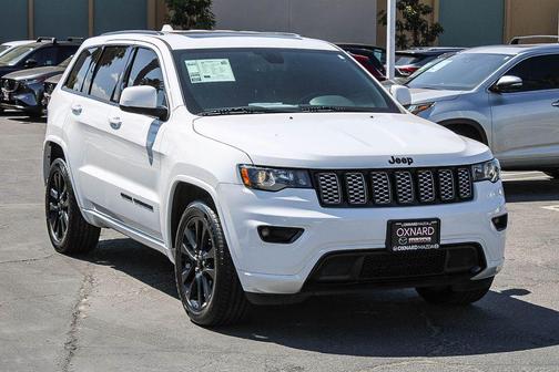 Bright White Clearcoat 2019 Jeep Grand Cherokee Altitude
