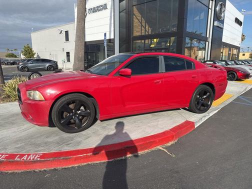 Redline 3 Coat Pearl 2013 Dodge Charger SXT