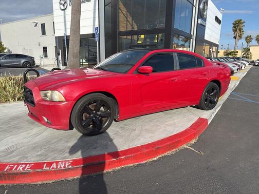 Redline 3 Coat Pearl 2013 Dodge Charger SXT