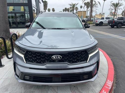 Everlasting Silver 2021 Kia Sorento SX