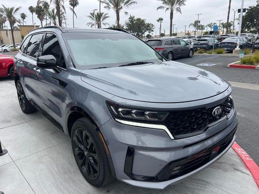 Everlasting Silver 2021 Kia Sorento SX