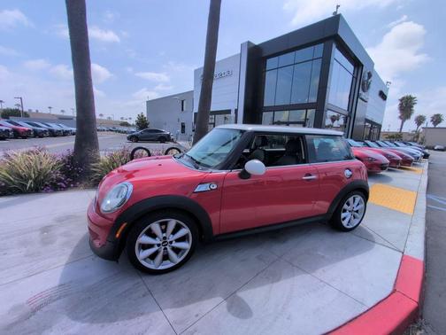 Chili Red 2012 MINI Cooper S Base