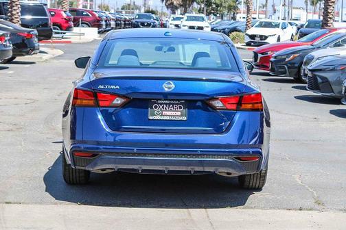 Deep Blue Pearl 2020 Nissan Altima S FWD