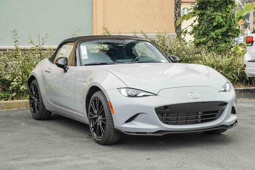 Aero Gray Metallic 2026 Mazda MX-5 Miata Club