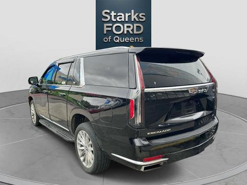2023 Cadillac Escalade LUXURY