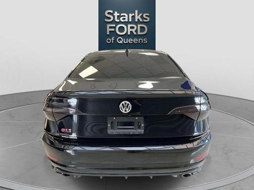 Deep Black Pearl Effect 2021 Volkswagen Jetta 2.0T AUTOBAHN