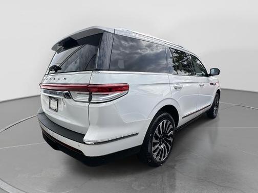 2023 Lincoln Navigator BLACK LABEL