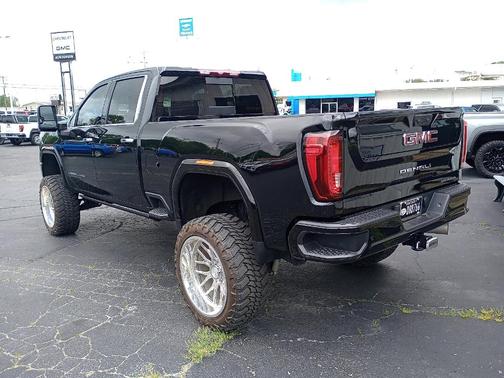 2022 GMC Sierra 2500 Denali
