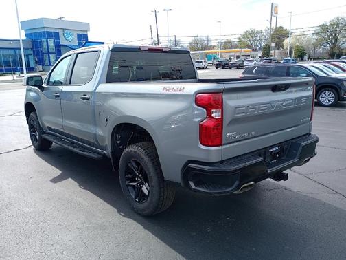 2023 Chevrolet Silverado 1500 Custom Trail Boss