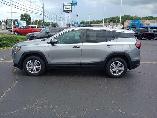 2024 GMC Terrain SLE