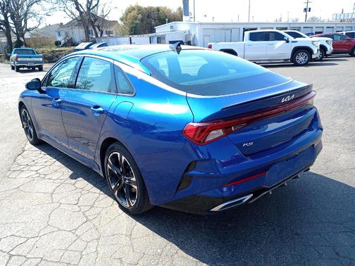 2022 Kia K5 GT-Line
