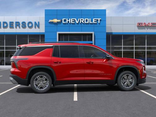 2025 Chevrolet Traverse LT