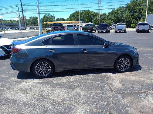 2022 Kia Forte GT-Line