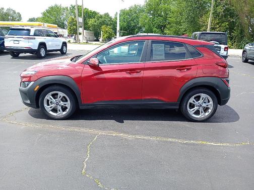 2023 Hyundai KONA SEL