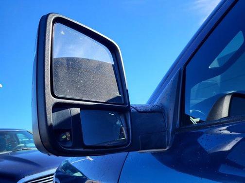 Patriot Blue Pearlcoat 2023 RAM 2500 Big Horn