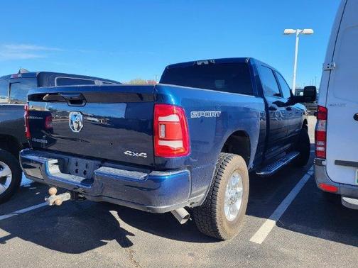 Patriot Blue Pearlcoat 2023 RAM 2500 Big Horn