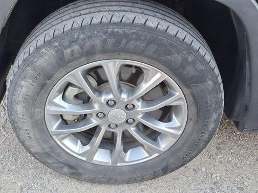 Diamond Black 2021 Jeep Cherokee Latitude Lux