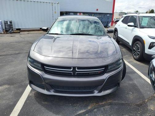 Crystal Metallic 2015 Dodge Charger SE