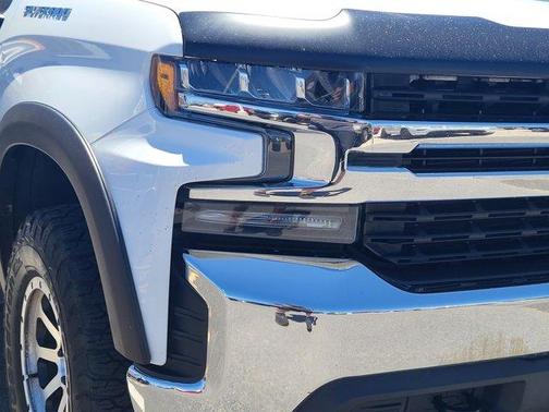 Summit White 2021 Chevrolet Silverado 1500 LT