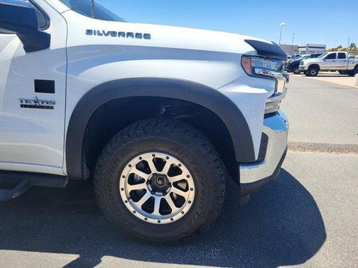 Summit White 2021 Chevrolet Silverado 1500 LT