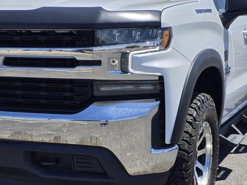 Summit White 2021 Chevrolet Silverado 1500 LT