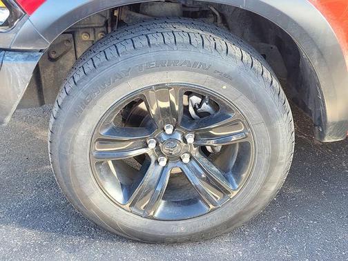 2024 RAM 1500 Classic SLT