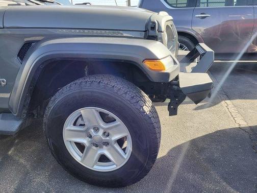 Sting Gray Clearcoat 2019 Jeep Wrangler Sport