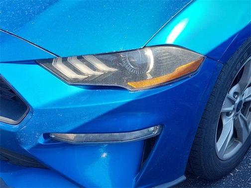 2020 Ford Mustang EcoBoost