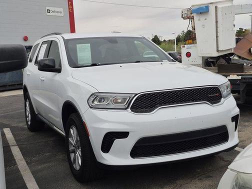 White Knuckle Clearcoat 2023 Dodge Durango SXT