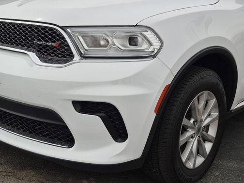 White Knuckle Clearcoat 2023 Dodge Durango SXT