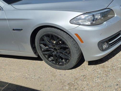 Glacier Silver Metallic 2016 BMW 528 i xDrive