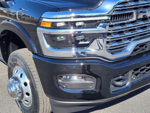 2026 RAM 3500 Limited