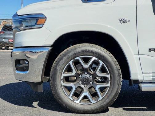 Bright White Clearcoat 2026 RAM 1500 Laramie