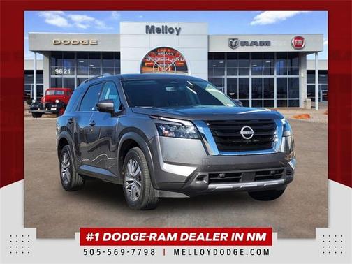 2025 Nissan Pathfinder SL