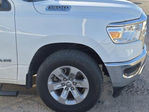 Bright White Clearcoat 2023 RAM 1500 Laramie