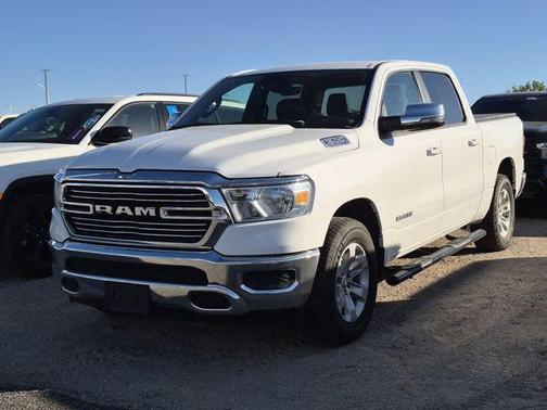 Bright White Clearcoat 2023 RAM 1500 Laramie