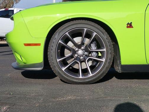 Sublime Metallic 2023 Dodge Challenger R/T Scat Pack