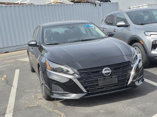 Black 2025 Nissan Altima SV