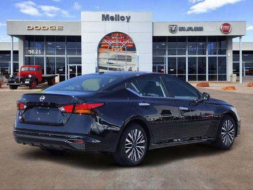 Black 2025 Nissan Altima SV