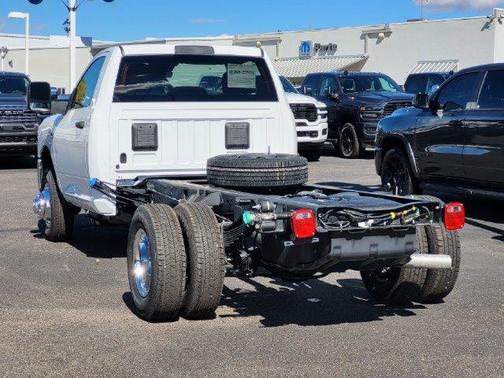 Bright White Clearcoat 2027 RAM 3500 Tradesman