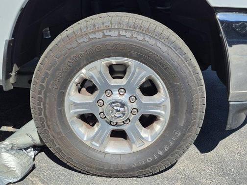 Bright White Clearcoat 2024 RAM 2500 Big Horn
