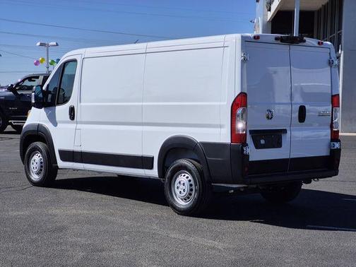 Bright White Clearcoat 2024 RAM ProMaster 3500 Low Roof