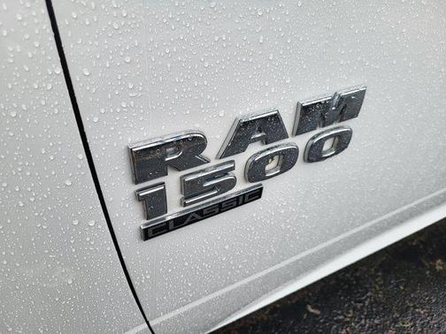 Bright White Clearcoat 2024 RAM 1500 Classic SLT