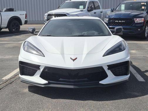 Arctic White 2023 Chevrolet Corvette Stingray w/2LT