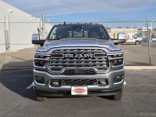 Crystal Metallic 2025 RAM 3500 Limited