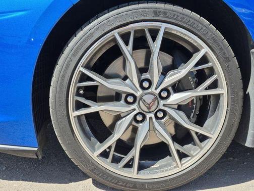 2024 Chevrolet Corvette Stingray w/2LT