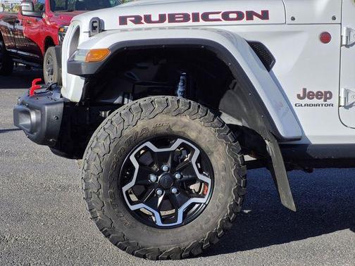 Bright White Clearcoat 2020 Jeep Gladiator Rubicon
