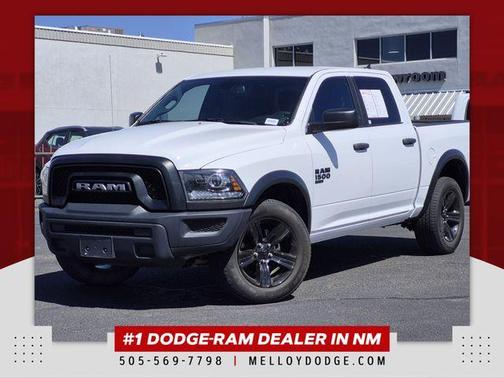 Bright White Clearcoat 2023 RAM 1500 Classic SLT