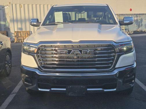 Bright White Clearcoat 2025 RAM 1500 Laramie