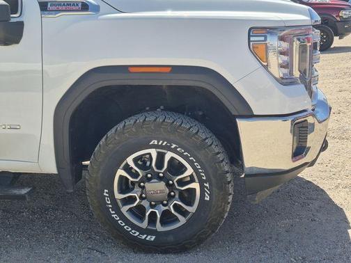 Summit White 2022 GMC Sierra 3500 SLE